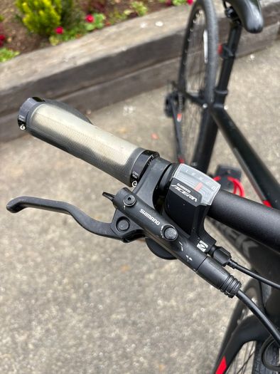 Light, fast and nimble: Trek FX 3 (size small)