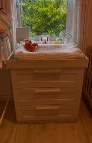 Mamas & Papas Changing Table/ Chest of Drawers