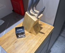 Set of Knives + Knife Sharpener