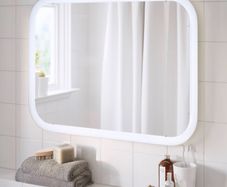 mirror with LED lights