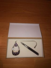 Bag holder and pen gift set