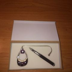Bag holder and pen gift set