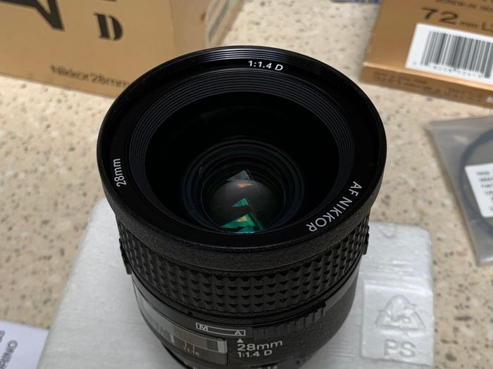Nikon 28mm f/1.4 AF-D Lens