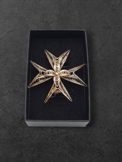Vintage Sterling Silver Filigree Malta Cross Brooch
