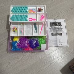 Loom band set
