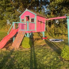 Treehouse, 2 swings, climbing frame and slide