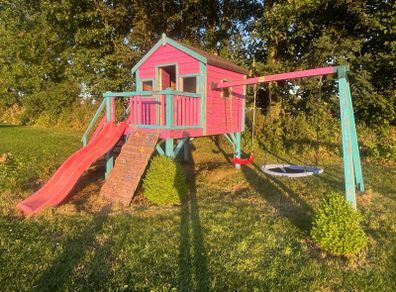Treehouse, 2 swings, climbing frame and slide
