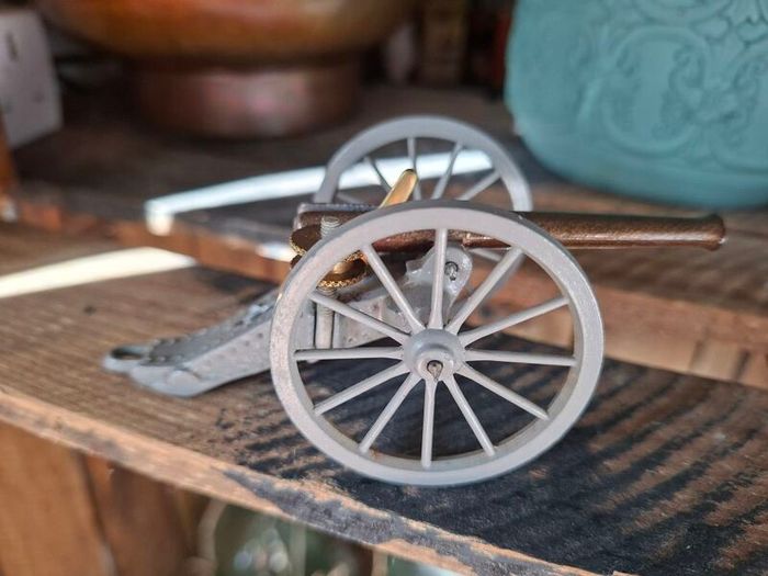 Vintage cannon