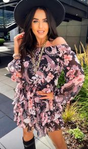 Patterned dress with flowers