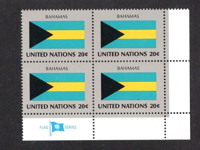 1984 United Nations New York Bahamas National Flag (part of flag series) Block of 4 Mint Never Hinged (MNH)