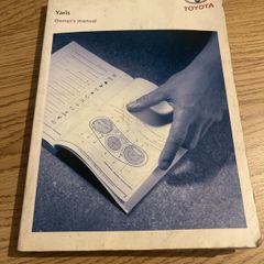 Toyota Yaris owners manual