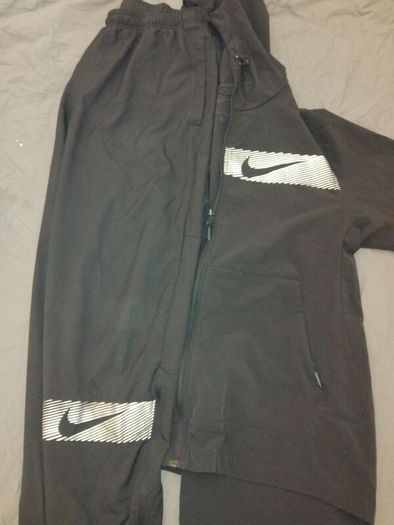 Nike Mens Tracksuit