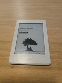 Kindle Paperwhite 7th Gen with Ads