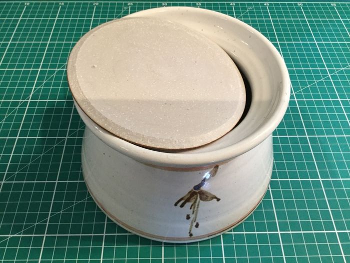 Louis Mulcahy 1 Litre Lidded Casserole Dish