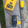 dewalt charger 18v Image 2