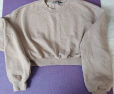 small ladies cropped beige sweatshirt