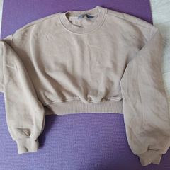 small ladies cropped beige sweatshirt