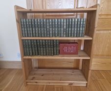Book shelf