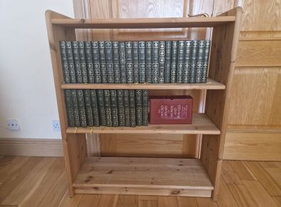 Book shelf