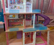 Barbies Dream House