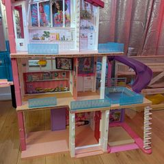 Barbies Dream House