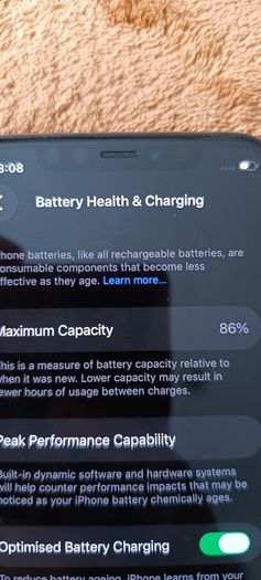 IPhone 11 Pro three network batt 86% leixlip area