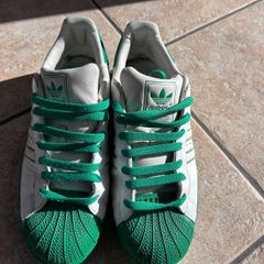 Adidas superstar