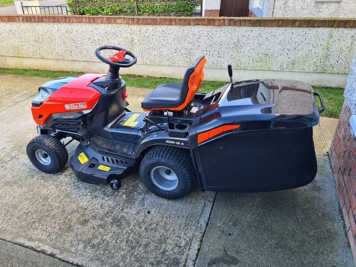 Ride-On Lawnmower
