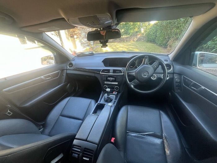 Mercedes c200 low kms