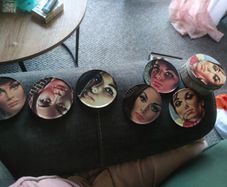 J H Lynch midcentury style coaster set in tin. Beautiful kitsch women art coasters. Tin and Cork coasters in metal tin. Kitsch home decor.