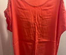 Free coral top  size UK14 EU42