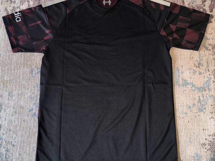 Liverpool jerseys S to XXL