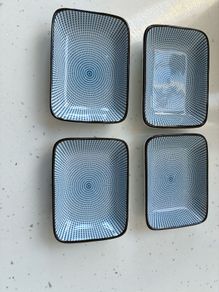 4 Dip Dishes