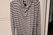 Jojo Maman Bebe maternity and nursing cardigan