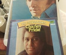 Country vinyl clearance @ 5e