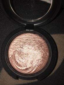 Mac extra dimension eyeshadow ( can be used as a highlighter