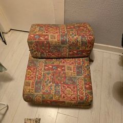 Fold Out Cusion Chair