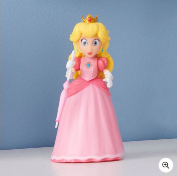 BRAND NEW Super Mario Movie Action Figure - Princess Peach with Umbrella
