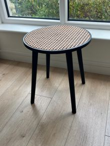 Wicker table (like new)