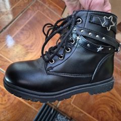 girls boots