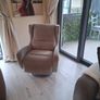 Swivel Chair Image 4
