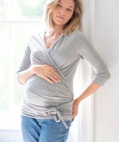 Skin-to-skin maternity top
