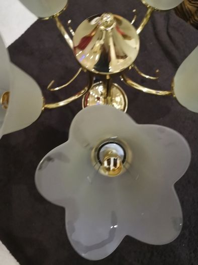 Metallic clour gilden + Glass shaped flushed mount light vintage living room semi flush chandlier with frosted glass shades.