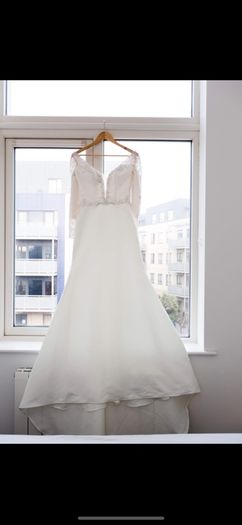 Tailored wedding dress