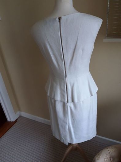 Episode Cream Peblum Dress New 10