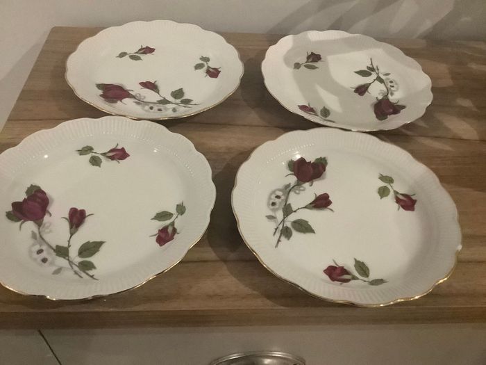 4 China Side Plates