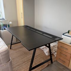 Ikea Utespelare  Desk