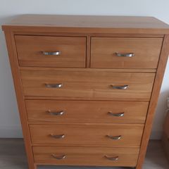 Chest of drawers