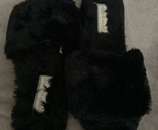 Black Fluffy Slippers