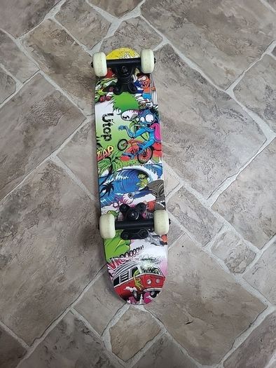 Skateboard